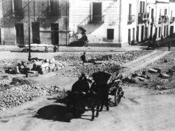 Piazza Umberto Lavori